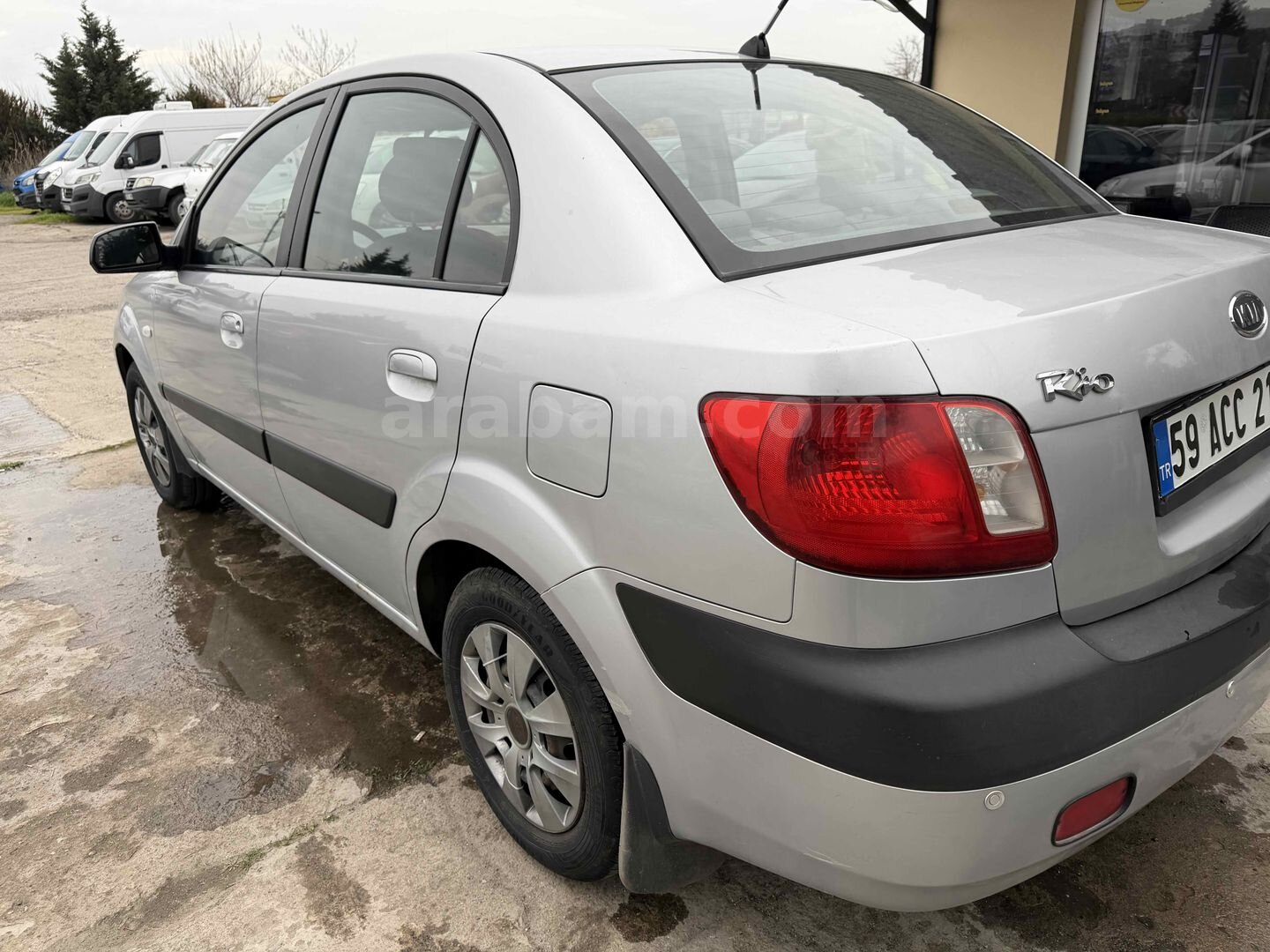 Galeriden Kia Rio 1.5 CRDi EX Advance 2007 Model Tekirdağ 299.900 km Gri (Gümüş) 5