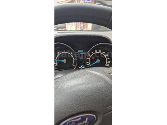 Sahibinden Acil Ford Tourneo Courier 1.6 TDCi Titanium 2016 Model