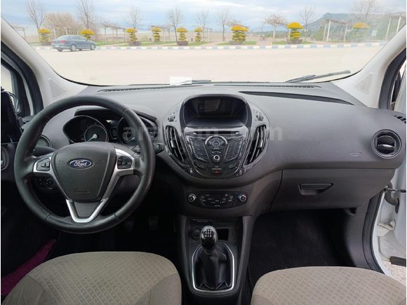 2017 ford Tourneo Courier 1.6 TDCi Titanium 95 hp