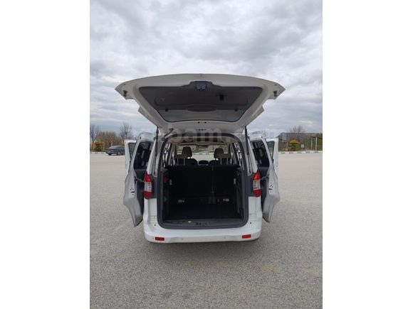 2017 ford Tourneo Courier 1.6 TDCi Titanium 95 hp