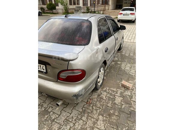 Sahibinden Hyundai Accent 1.3 LS 1998 Model 