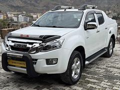 2015 İSUZU DMAX 4*4 V CROSS OTAMATIK HATASIZ 110 BİN KMDE