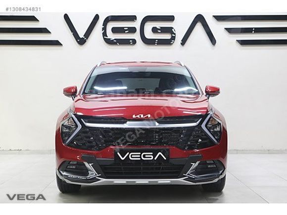 VEGA' 2024 SPORTAGE HİBRİT LIVE 18.000KM KIRMIZIRENK-HAYALET-LED