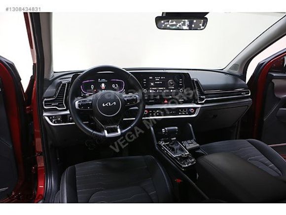 VEGA' 2024 SPORTAGE HİBRİT LIVE 18.000KM KIRMIZIRENK-HAYALET-LED