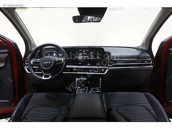 VEGA' 2024 SPORTAGE HİBRİT LIVE 18.000KM KIRMIZIRENK-HAYALET-LED