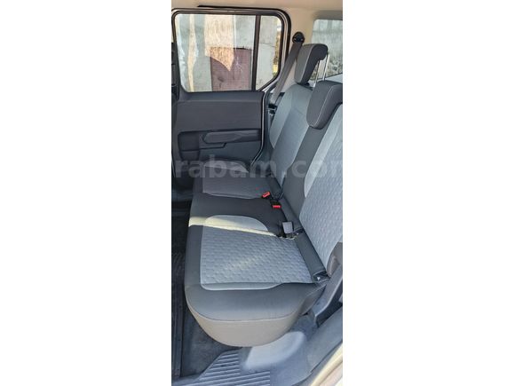 Sahibinden Ford Tourneo Courier 1.5 EcoBlue Titanium 2025 Model