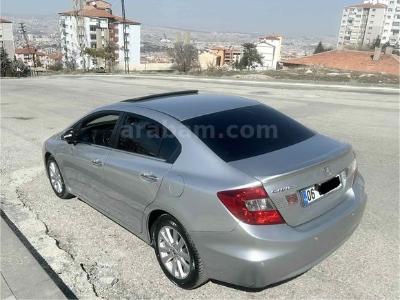 Sahibinden Honda Civic 1.6i VTEC ECO Elegance 2013 Model 