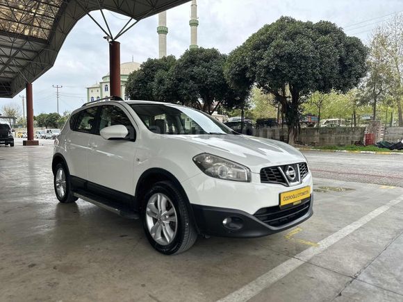 SADECE TEK PARÇA BOYA..SIRALI SİSTEM LPG.SADECE 175.000 KM