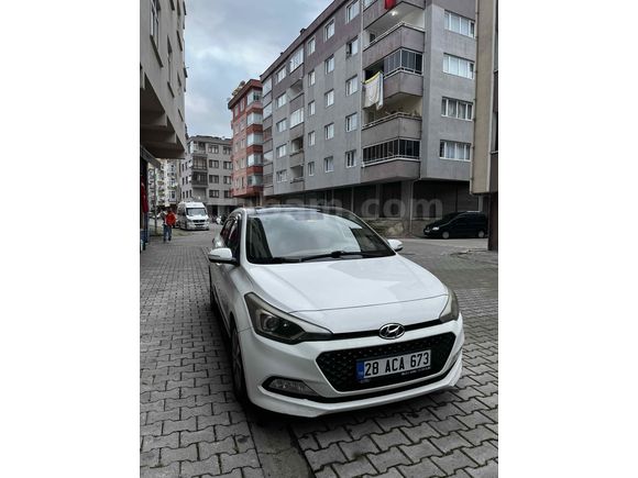 Sahibinden Hyundai i20 1.2 MPI Elite 2016 Model 