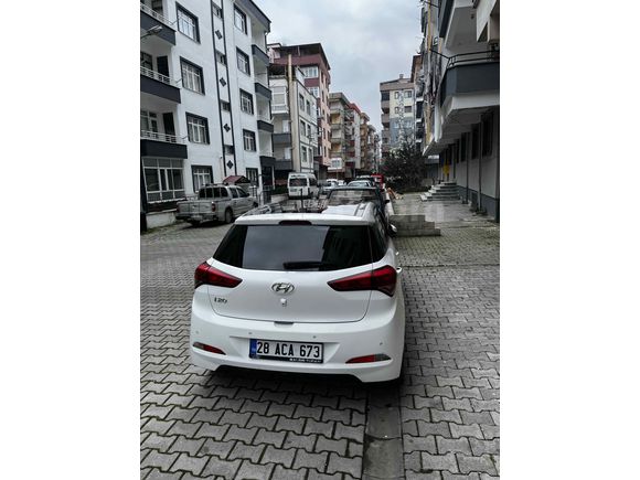 Sahibinden Hyundai i20 1.2 MPI Elite 2016 Model 