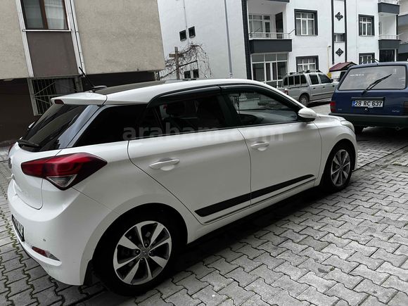 Sahibinden Hyundai i20 1.2 MPI Elite 2016 Model 