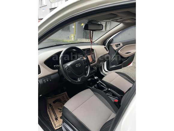 Sahibinden Hyundai i20 1.2 MPI Elite 2016 Model 