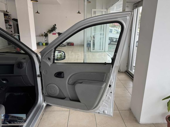 İLK SAHİBİ DACİA LOGAN 190.000KM
