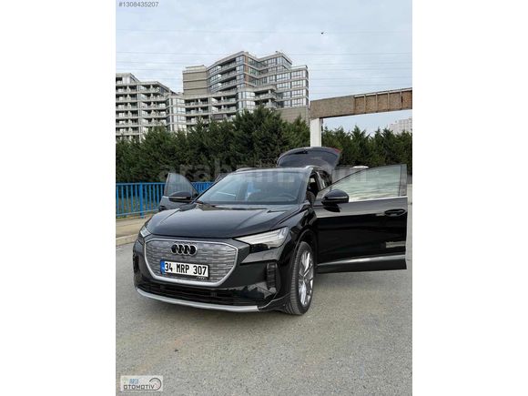 MEŞE MOTORS 2024 Q4 55 e-TRON QUATRO 340 HP 31 BİN KM HATASIZ