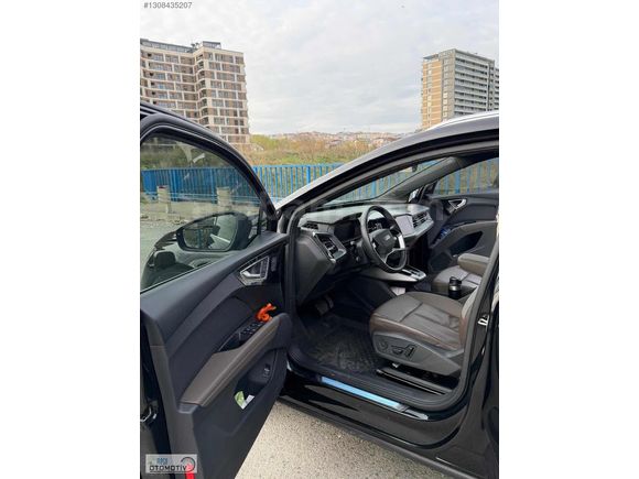 MEŞE MOTORS 2024 Q4 55 e-TRON QUATRO 340 HP 31 BİN KM HATASIZ