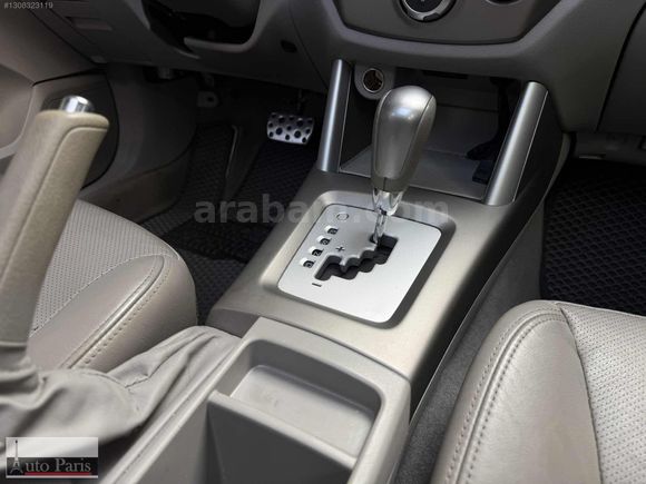 Auto Paris 2009 Subaru Forester 2.5 XT