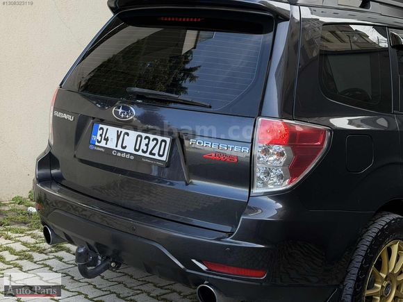 Auto Paris 2009 Subaru Forester 2.5 XT