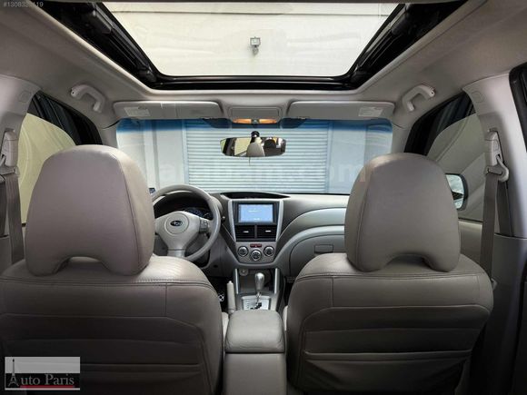 Auto Paris 2009 Subaru Forester 2.5 XT
