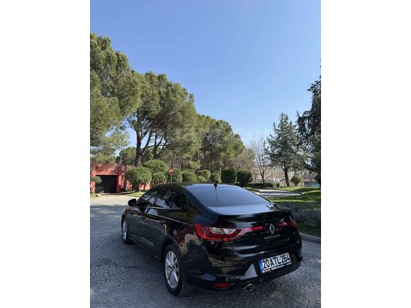Sahibinden Renault Megane 1.5 dCi Touch 2016 Model 