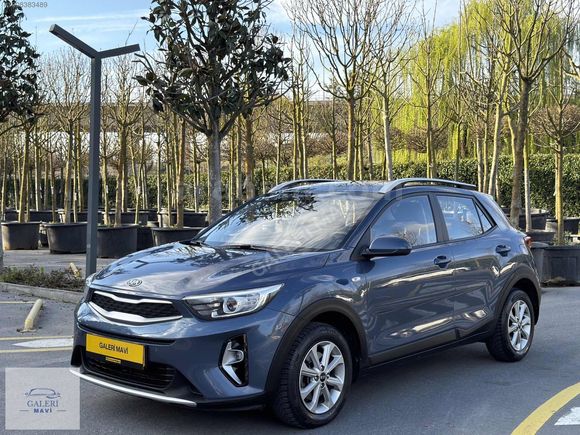 GALERİ MAVİ'DEN 2021 MODEL 1.4 MPI KIA STONIC COOL DÜŞÜK KM