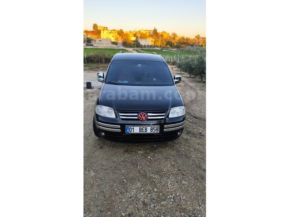Sahibinden Volkswagen Caddy 1.9 TDI Kombi 2008 Model Arka bagaj boyalı ön kaput ucu lokal boya vardır Değişensiz Tüm ağır bakımlarını kendim yaptırdım