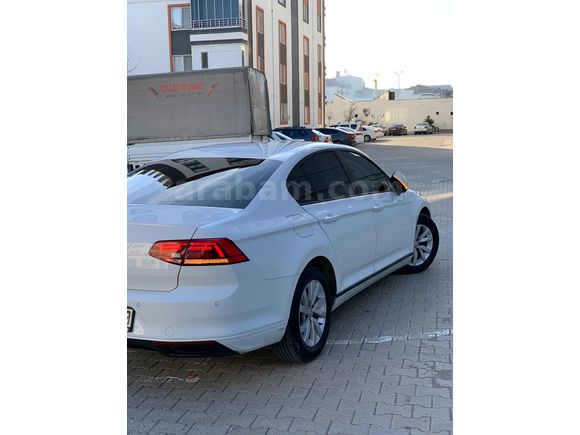 Sahibinden Volkswagen Passat 1.6 TDi BlueMotion Impression 2020 Model