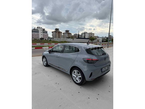 Sahibinden Renault Clio 1.0 TCe Evolution 2025 Model 