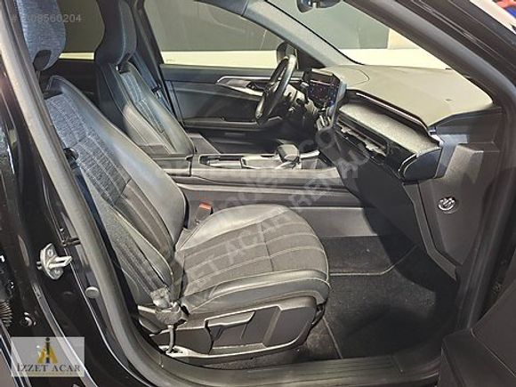 İZZET ACAR RENAULT DAN 2024 AUSTRAL 1.3 MILD HYBRID TECHNO