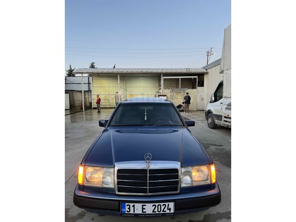 Sahibinden Mercedes - Benz 200d 5 ileri Abs 