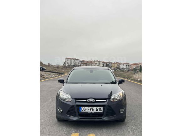 HATASIZ BOYASIZ DEĞİŞENSİZ OPSİYONLU FORD FOCUS 