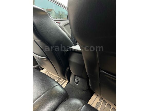 HATASIZ BOYASIZ DEĞİŞENSİZ OPSİYONLU FORD FOCUS 