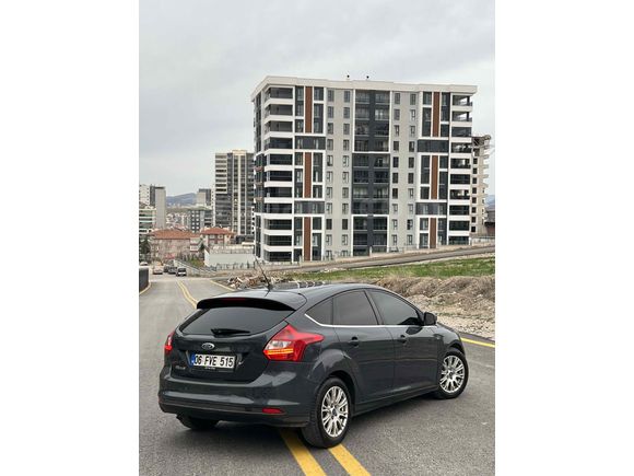 HATASIZ BOYASIZ DEĞİŞENSİZ OPSİYONLU FORD FOCUS 