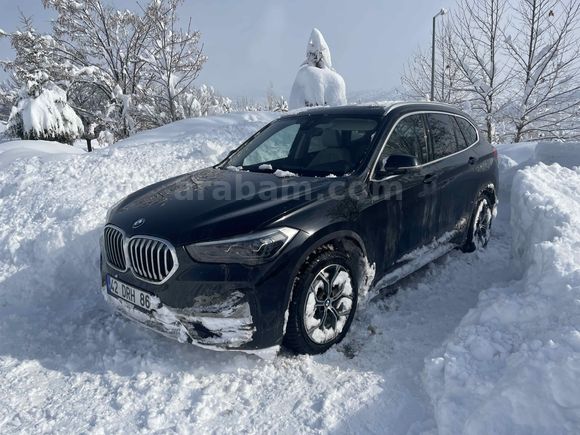 Sahibinden BMW X1 16d sDrive 2021 Model 