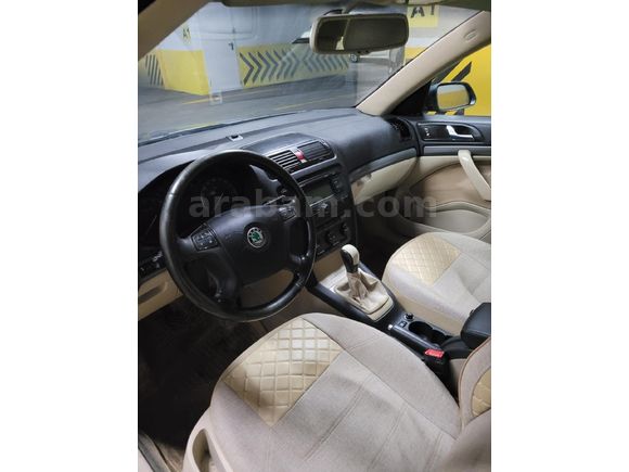 07 FB 212 ÖZEL PLAKALI - Skoda Octavia 1.9 TDI Elegance 2006 Model