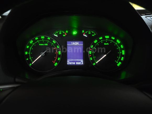07 FB 212 ÖZEL PLAKALI - Skoda Octavia 1.9 TDI Elegance 2006 Model