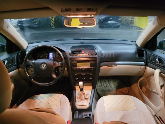 07 FB 212 ÖZEL PLAKALI - Skoda Octavia 1.9 TDI Elegance 2006 Model