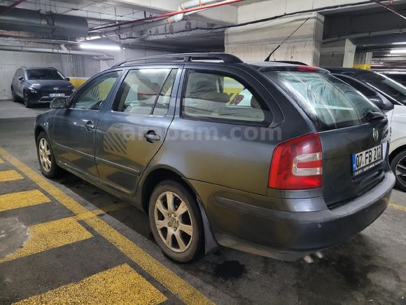 07 FB 212 ÖZEL PLAKALI - Skoda Octavia 1.9 TDI Elegance 2006 Model
