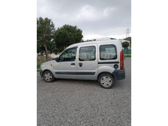 Sahibinden Renault Kangoo 1.5 dCi Expression 2005 Model