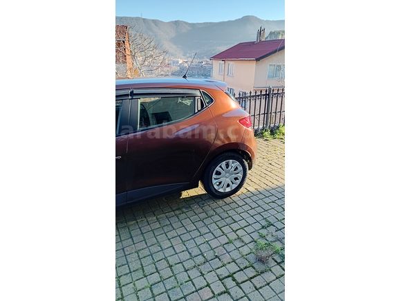 Sahibinden Renault Clio 1.2 Joy 2013 Model 