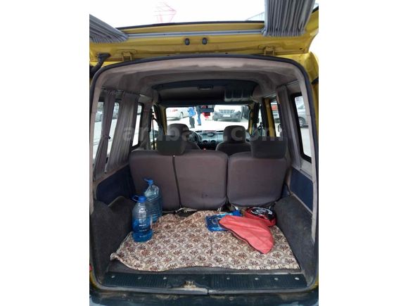 Sahibinden Otomobil ruhsatlı Kangoo 1.9 D RN 2002 Model 