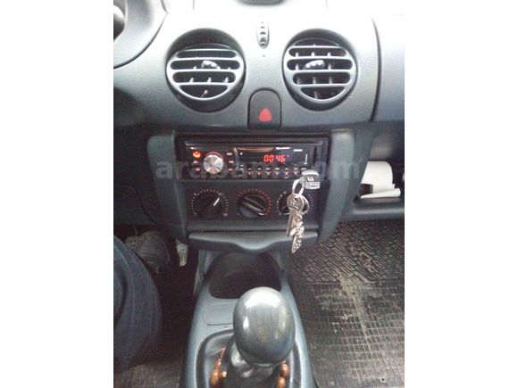 Sahibinden Otomobil ruhsatlı Kangoo 1.9 D RN 2002 Model 