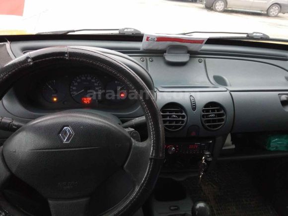Sahibinden Otomobil ruhsatlı Kangoo 1.9 D RN 2002 Model 
