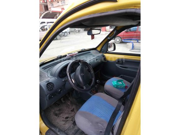 Sahibinden Otomobil ruhsatlı Kangoo 1.9 D RN 2002 Model 