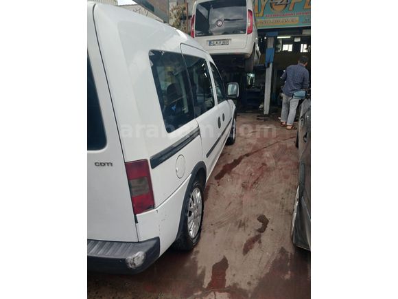 Sahibinden Opel Combo 1.3 CDTI Comfort 2009 Model  280.000 km Beyaz