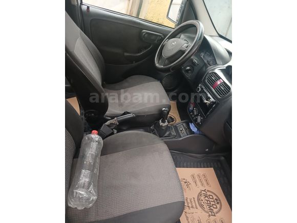 Sahibinden Opel Combo 1.3 CDTI Comfort 2009 Model  280.000 km Beyaz