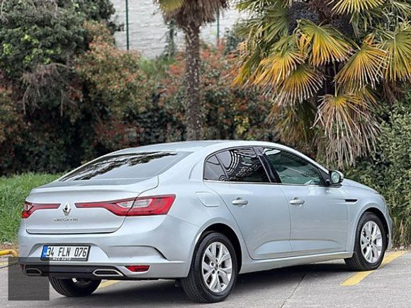 ÇİLSAL AUTO | 2021 RENAULT MEGANE TOUCH G.GÖRÜŞ-CAR PLAY-KEYLESS