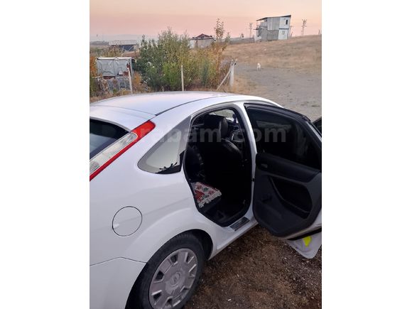 Sahibinden Ford Focus 1.6 Comfort 2011 Model