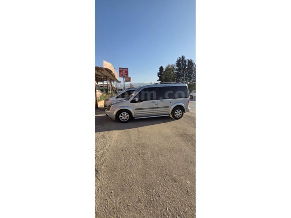 Sahibinden Ford Tourneo Connect 110PS 2011 Model