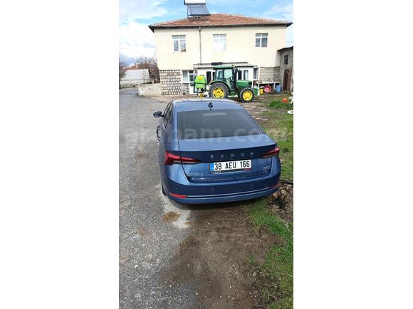 Sahibinden Skoda Octavia 1.5 e-Tec Elite 2021 Model Kayseri