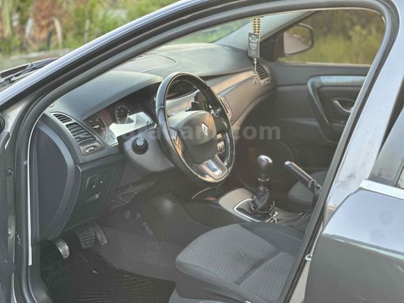 Sahibinden Renault Laguna 1.5 dCi Expression 2008 Model  485.000 km Bej